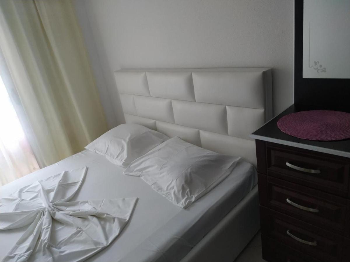 Aparthotel Vila Tufi เวลิโปเยอ ภายนอก รูปภาพ