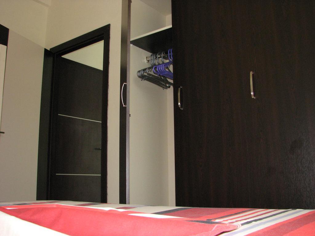 Aparthotel Vila Tufi เวลิโปเยอ ภายนอก รูปภาพ