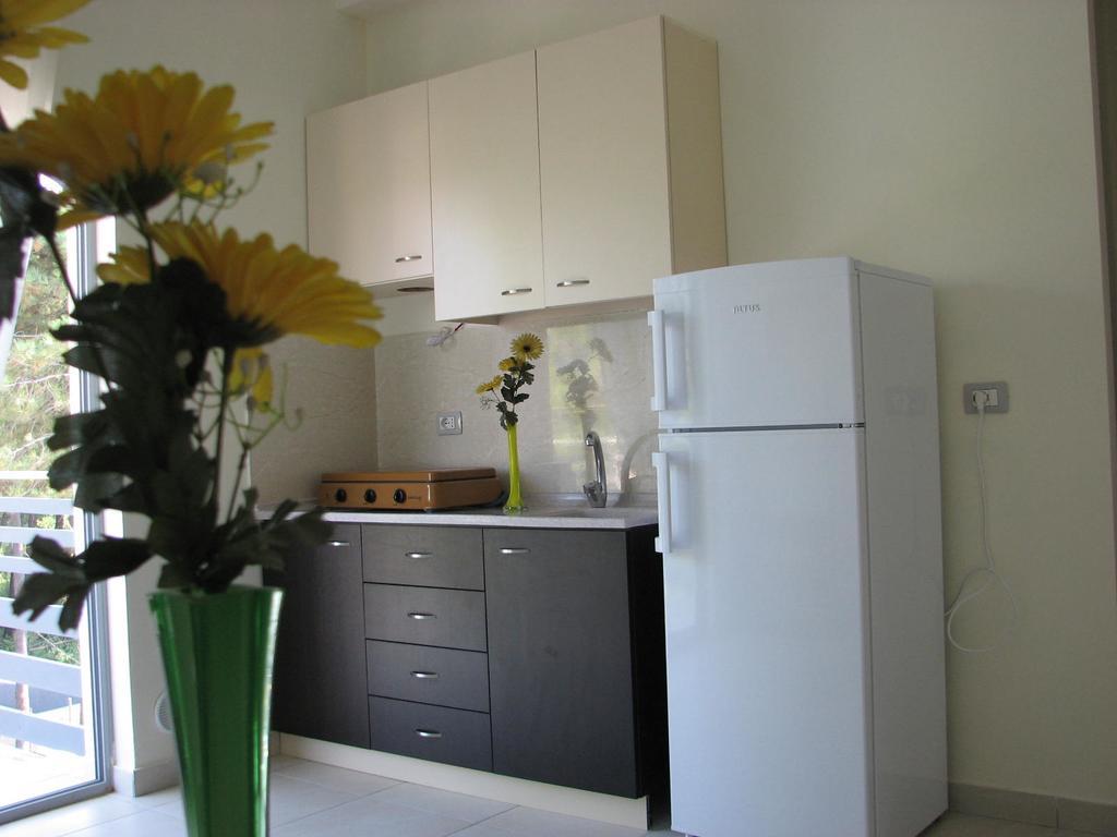 Aparthotel Vila Tufi เวลิโปเยอ ภายนอก รูปภาพ