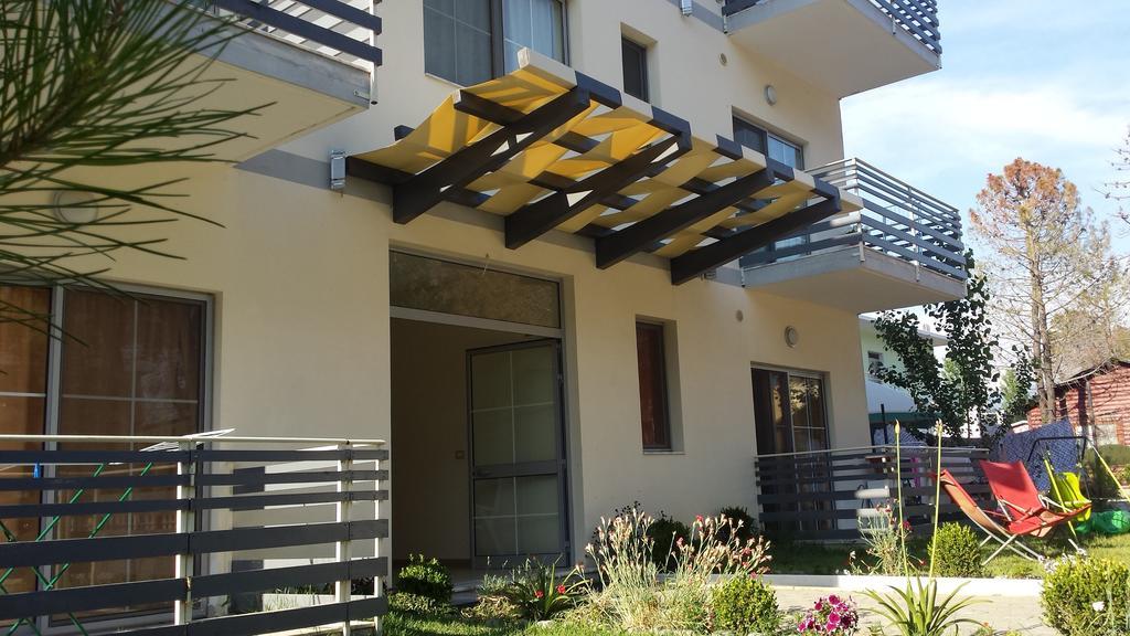 Aparthotel Vila Tufi เวลิโปเยอ ภายนอก รูปภาพ
