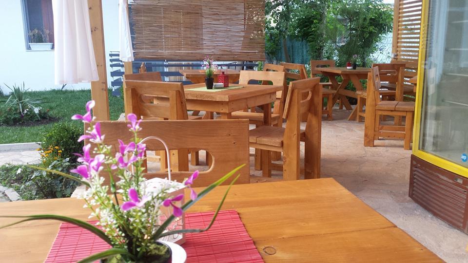 Aparthotel Vila Tufi เวลิโปเยอ ภายนอก รูปภาพ